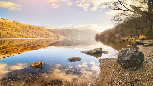 Lago en las Tierras Altas escocesas