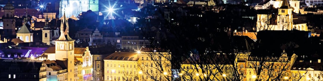 Vista de la ciudad de Praga de noche