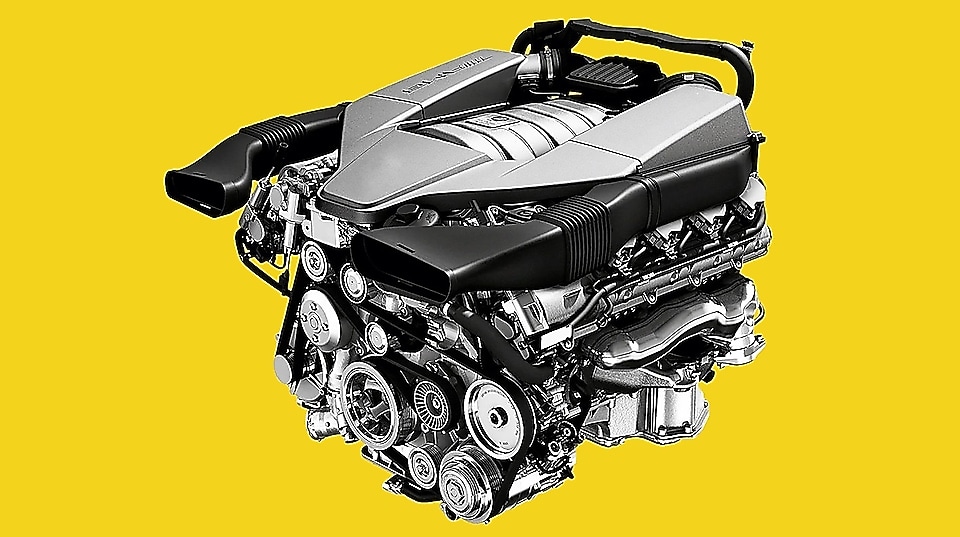 Motor de auto con inyectores de combustible