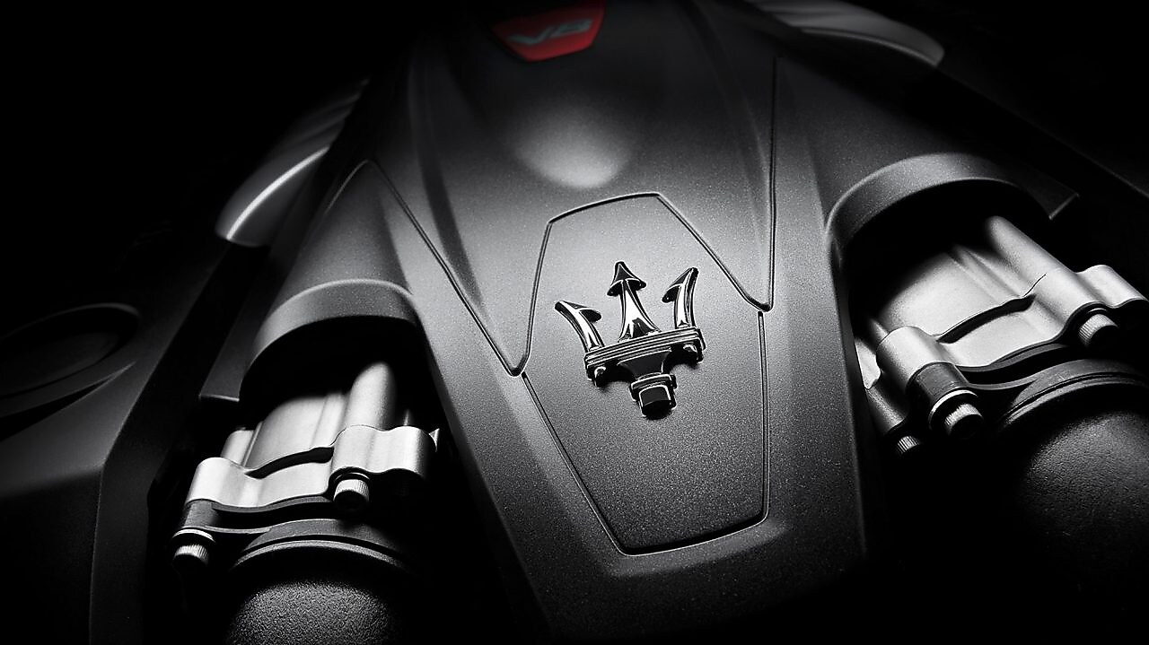 Ilustración de un motor Maserati que usa lubricante Shell Helix Ultra con tecnología PurePlus