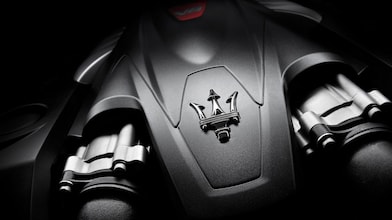 Ilustración de un motor Maserati que usa lubricante Shell Helix Ultra con tecnología PurePlus